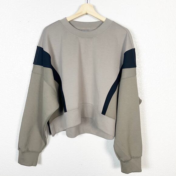 YPB Abercrombie & Fitch Womens NeoKnit Cropped Athleisure Athletic Sweatshirt XL - Picture 1 of 6